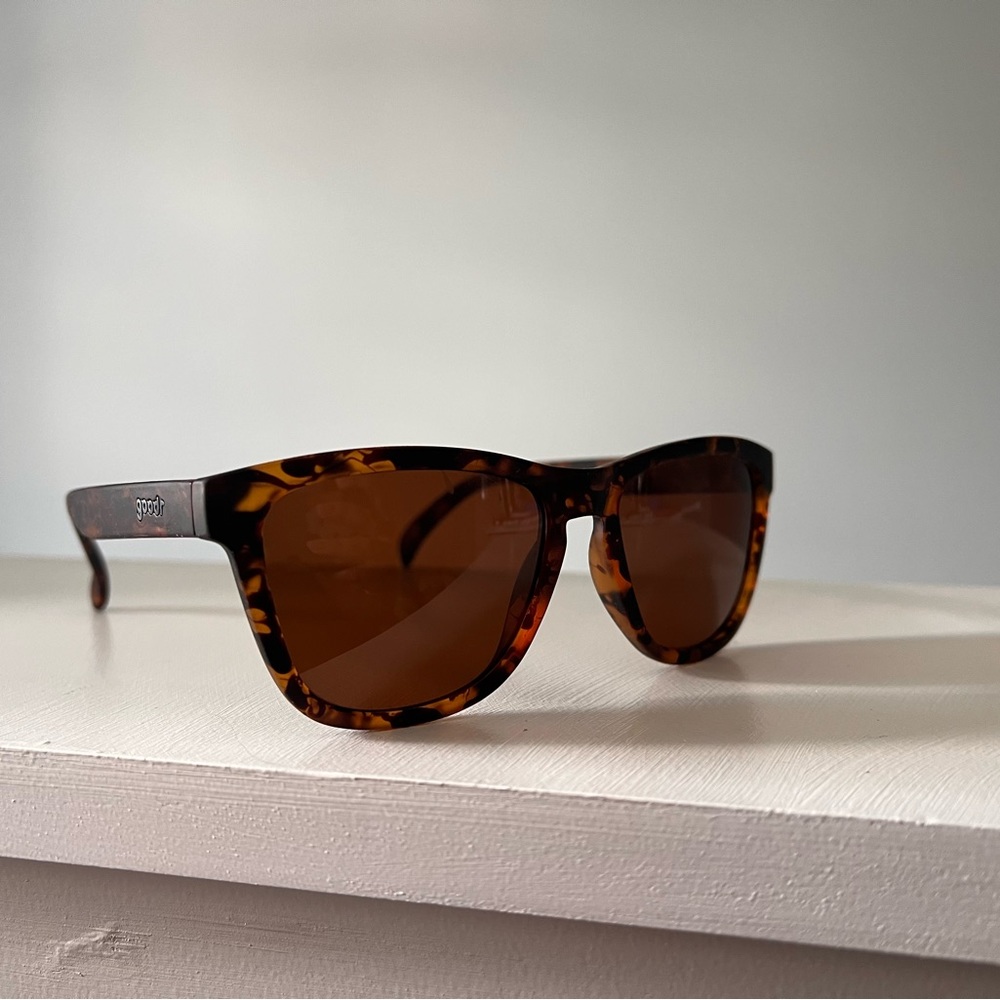 Goodr OG sunglasses - Bosley’s Basset Hound Dreams